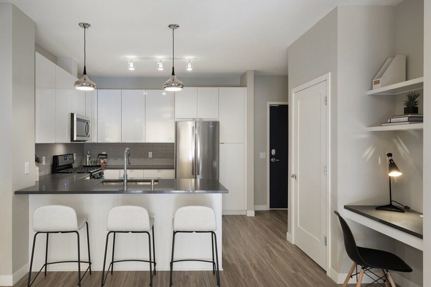 East End 240 Chicago Ave Minneapolis MN 55415 Apartment Finder