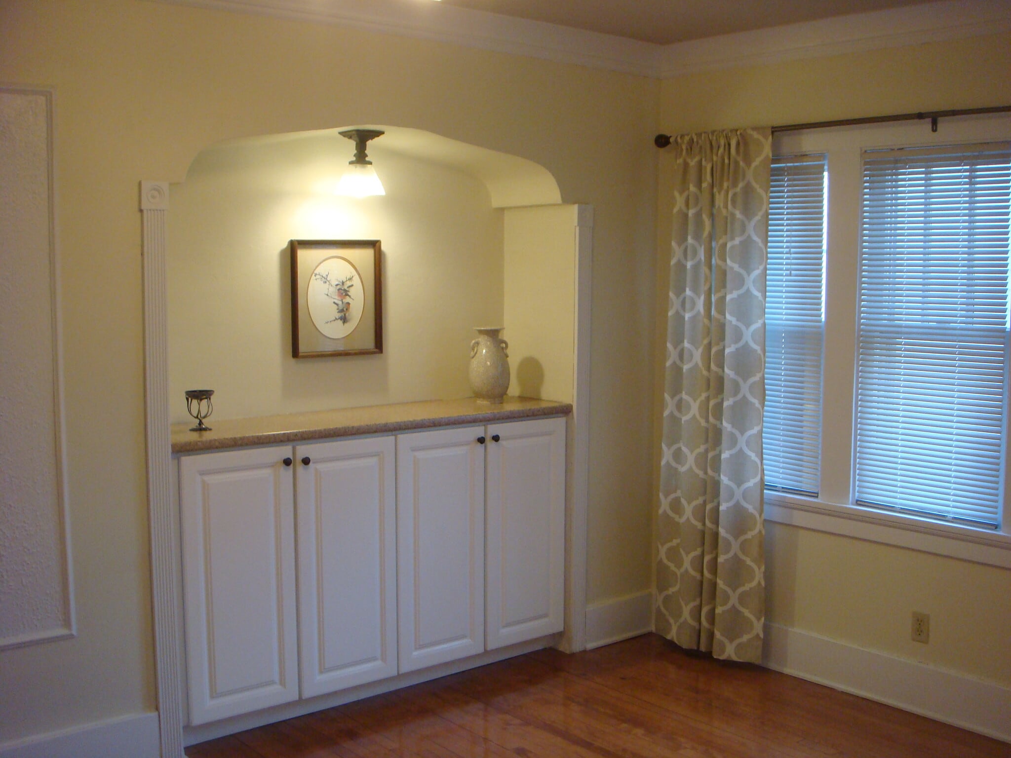 Dining Room - 2062 Ludington Ave