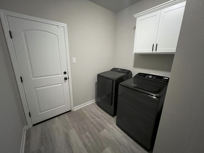 Building Photo - Charming 4 Bedroom, 2 bath Home in Gonzale...