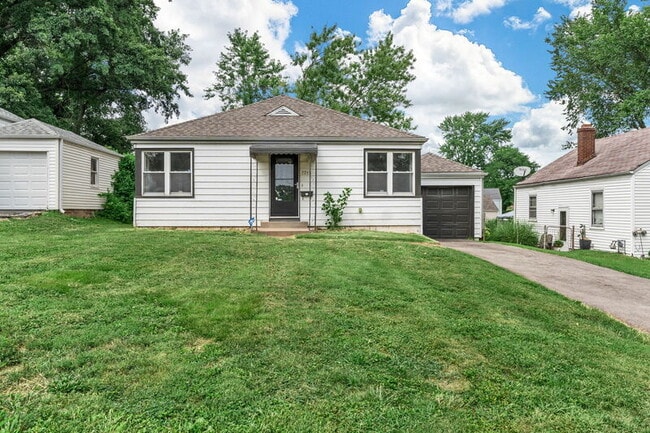 Primary Photo - 7715 Horatio Dr