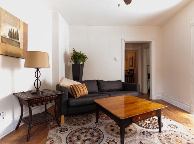 Building Photo - 3341 Le Moyne W St
