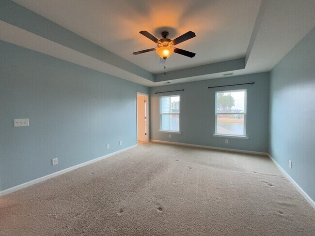 Building Photo - 292 Calm Water Way