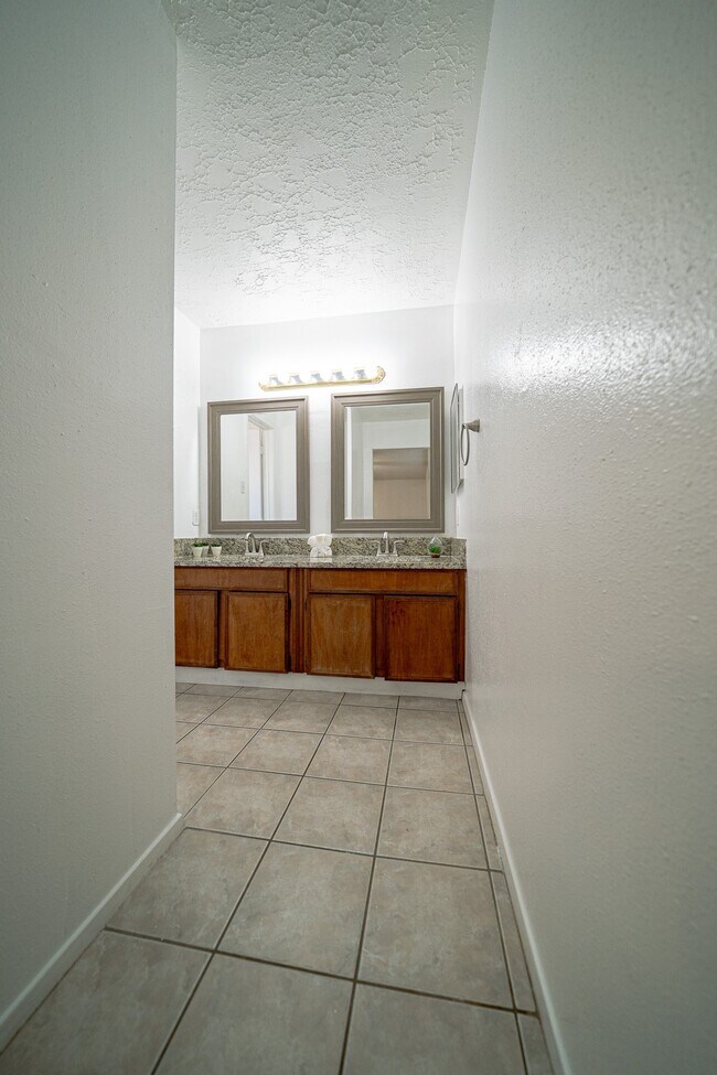 Building Photo - 24019 Pepperrell Pl St
