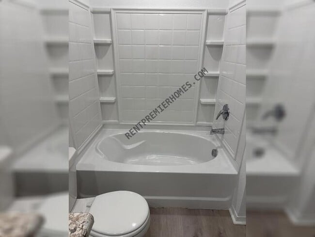 Building Photo - 43 Remington Ln