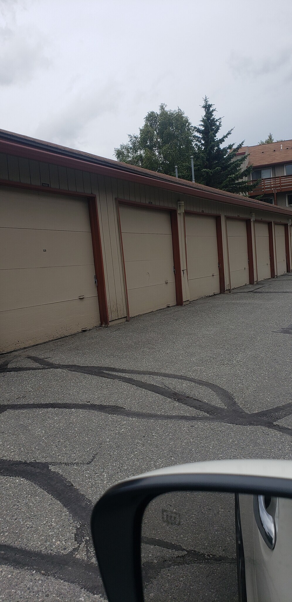 Building Photo - 9715 Independence Dr