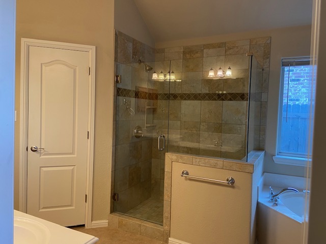 masterbath - 5517 Milford Dr