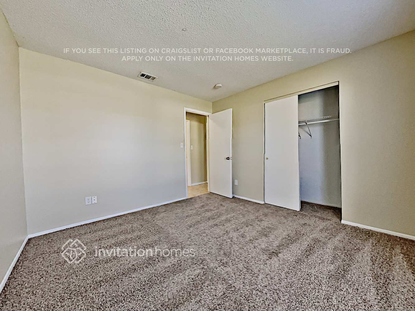 Building Photo - 99 Oaxaca Ln