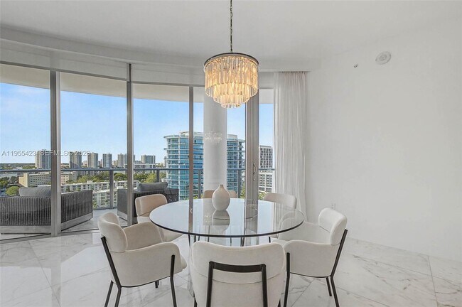 Building Photo - 17475 Collins Ave