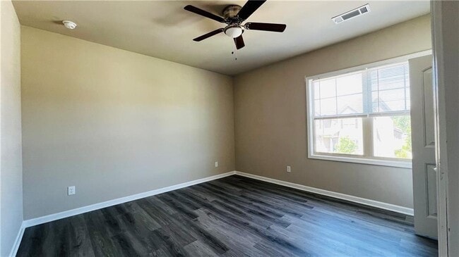 Building Photo - 3124 Hawthorne Path