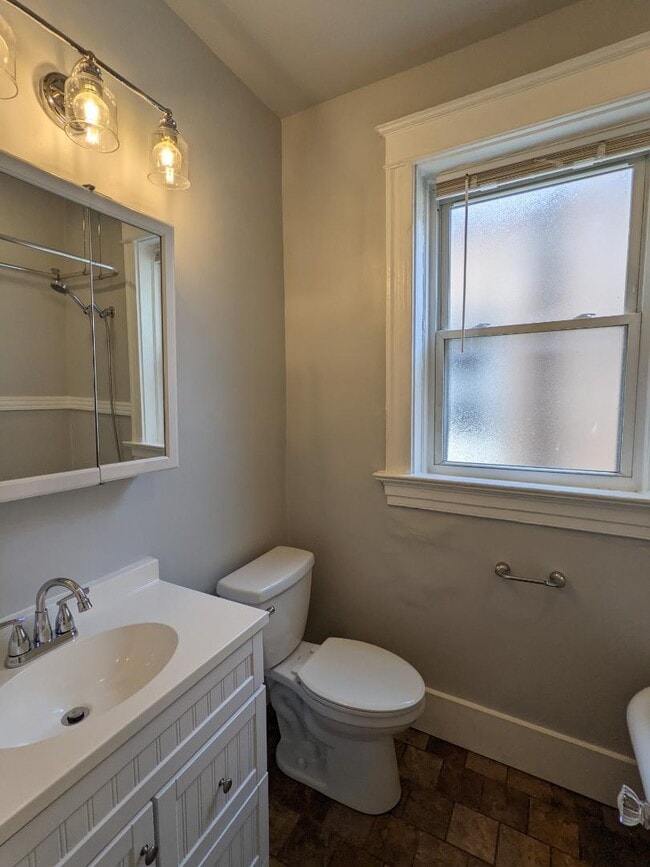 Building Photo - 4227 Botanical Ave