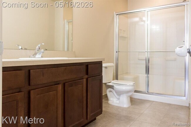 Building Photo - 49144 W Woods Dr