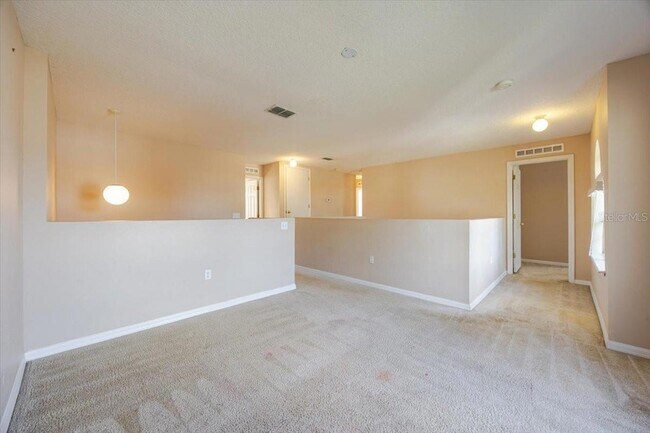 Building Photo - 163 Jocelyn Dr