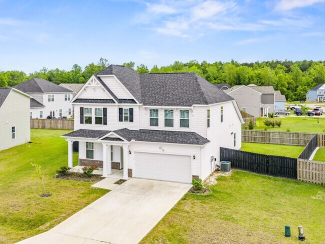 Building Photo - Towne Pointe Community
