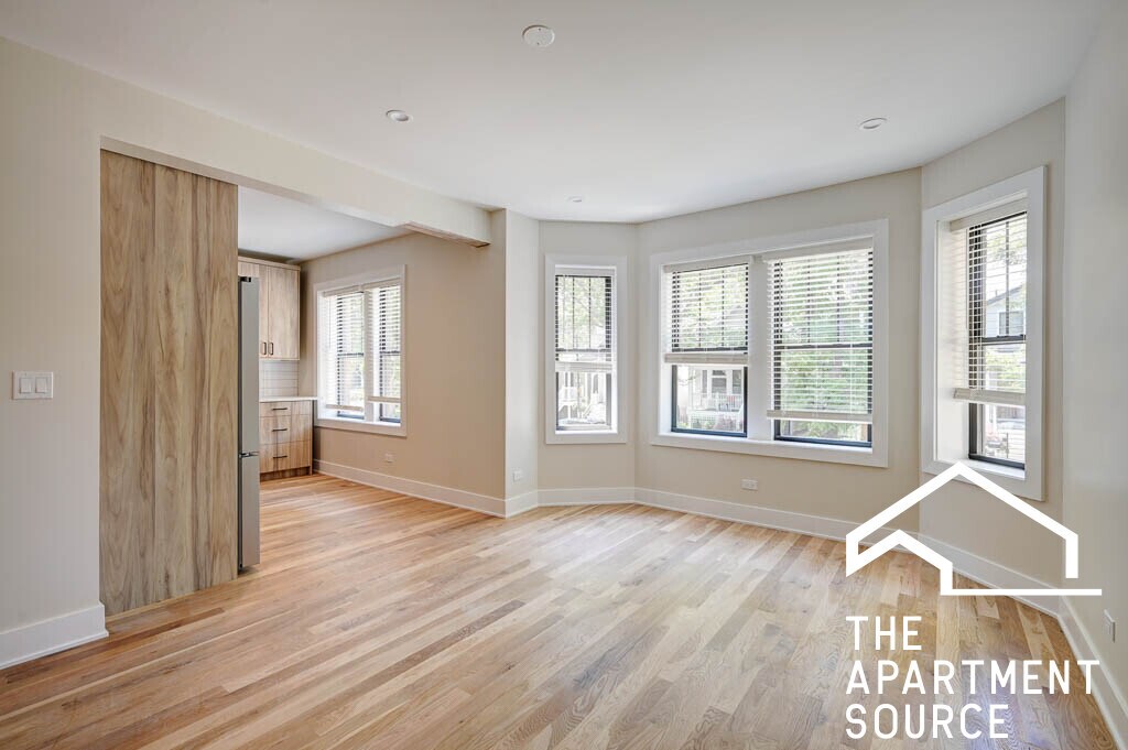 Building Photo - 4853 N Seeley Ave