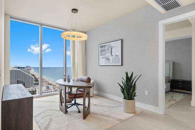 Building Photo - 151 N Seabreeze Blvd