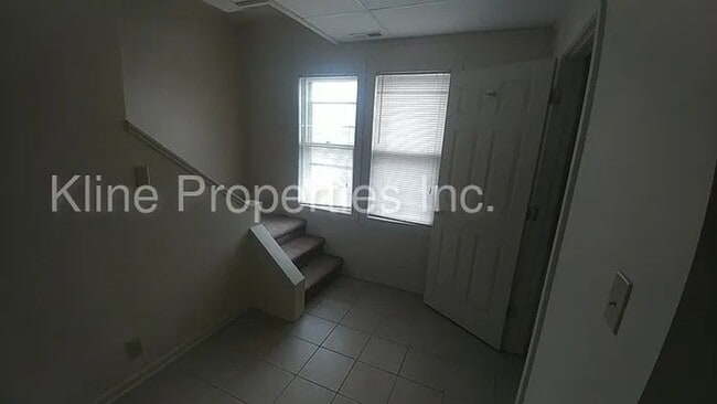 Building Photo - 340 Prospect St