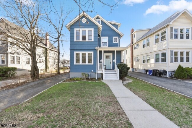 Primary Photo - 42 Brookfield Rd