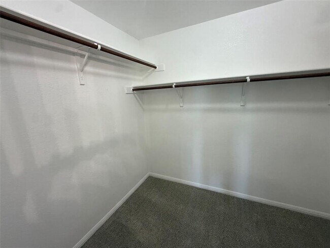 Building Photo - 9204 Magna Carta Loop