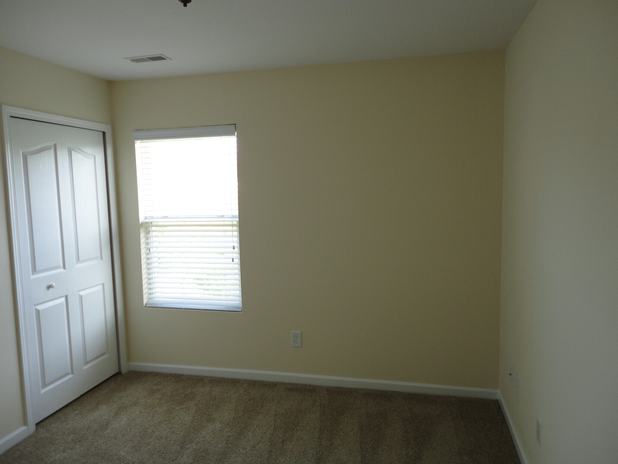 Building Photo - 3006 Moonstone Ln