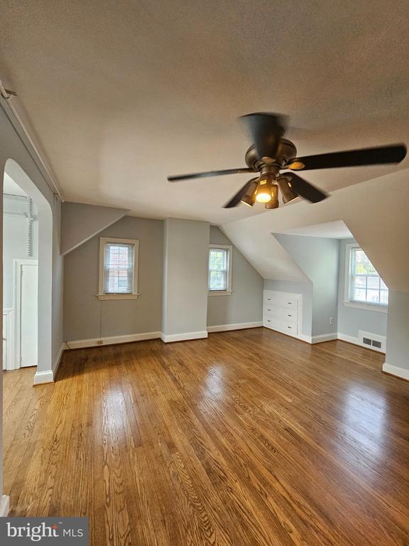 Building Photo - 626 N George Mason Dr