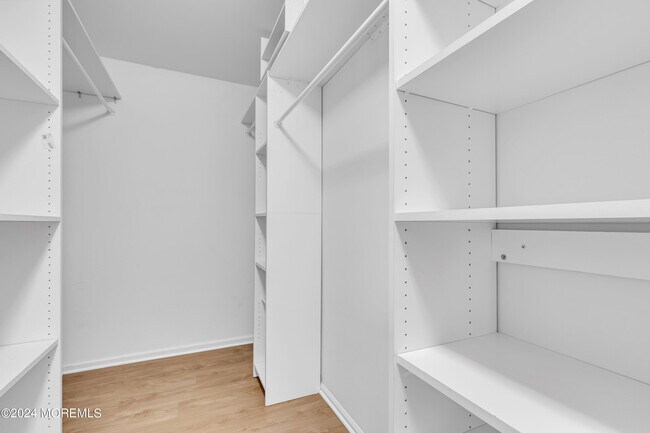 Building Photo - 1562 Priscilla Ct