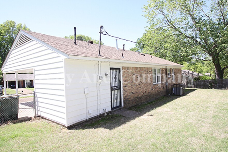 Building Photo - 3792 Kipling Ave