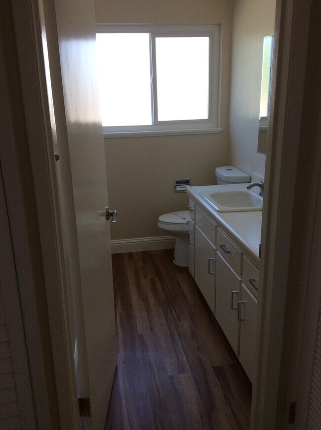 Building Photo - 1525 Atlanta Ct