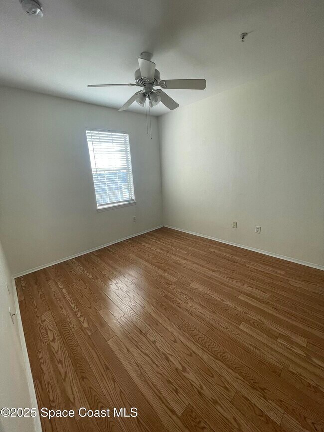 Building Photo - 5692 Star Rush Dr