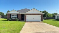 Building Photo - Welcome to this beautiful 3-bedroom, 2-bat...