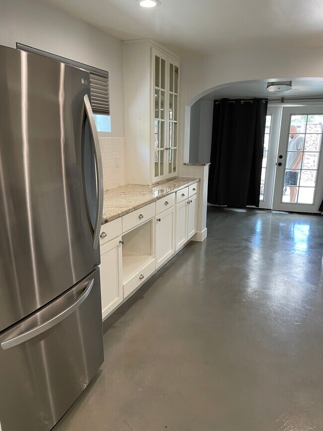 Building Photo - 1222 S Roosevelt St