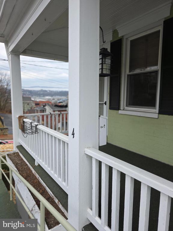 Building Photo - 203 Greene St