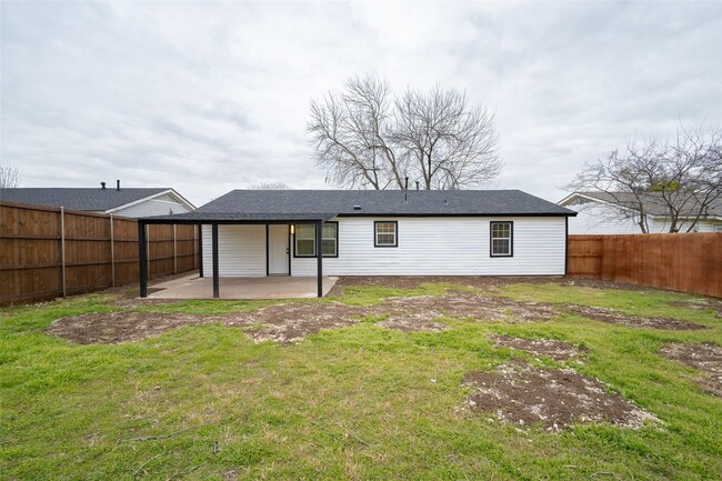 Building Photo - 2529 Wood Valley Dr