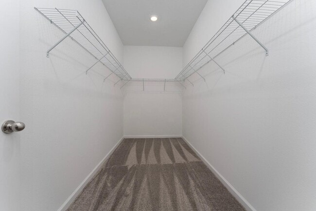 Building Photo - KNIGHTSBRIDGE 50S  Single Family Residence