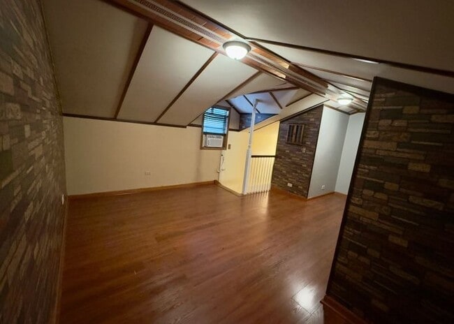Building Photo - 24633 W Passavant Ave