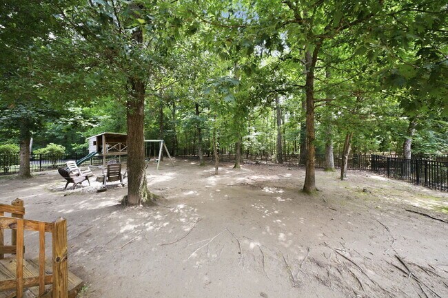 Building Photo - Welcome Home to 8626 Sagekirk Ct
