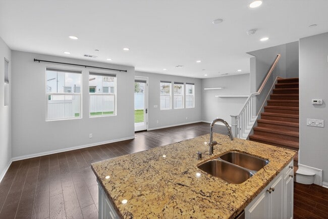 Building Photo - 16421 Veridian Cir