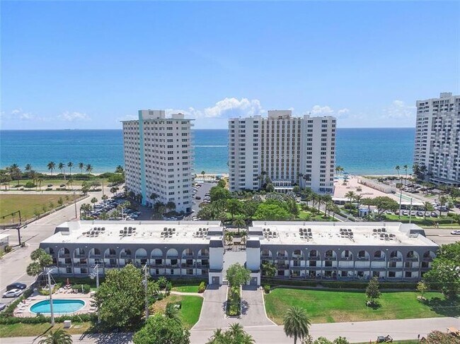 Building Photo - 4013 N Ocean Dr