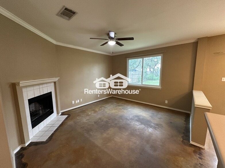 Building Photo - 1603 Azalea Dr