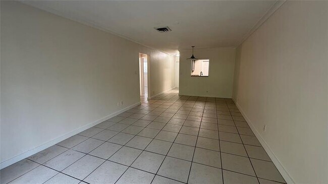 Building Photo - 4061 NW 9th Ave