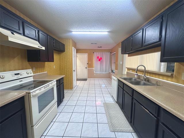 Building Photo - 2318 Crystal Creek Ln