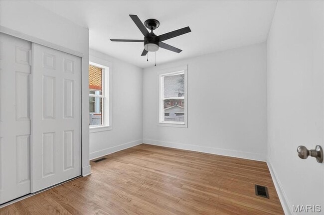 Building Photo - 3815 Bayless Ave