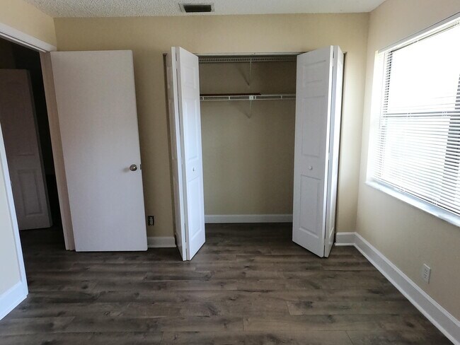 Building Photo - 16363 Water Way