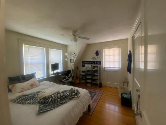 Building Photo - 1145 Boylston St