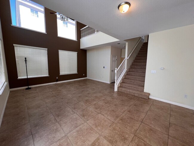 Building Photo - Southwest - Gated Community Pool/Spa/Playground