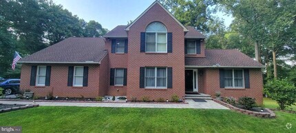 Building Photo - 12 Brian Daniel Ct