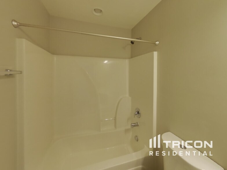 Building Photo - 2913 Haviland Way