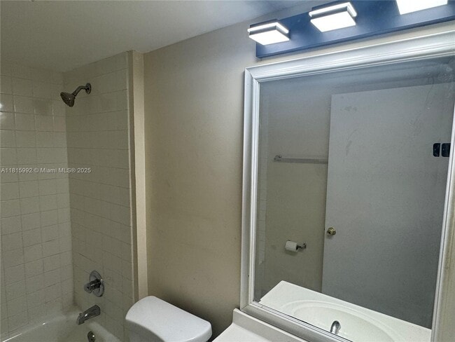 Building Photo - 5661 Riverside Dr