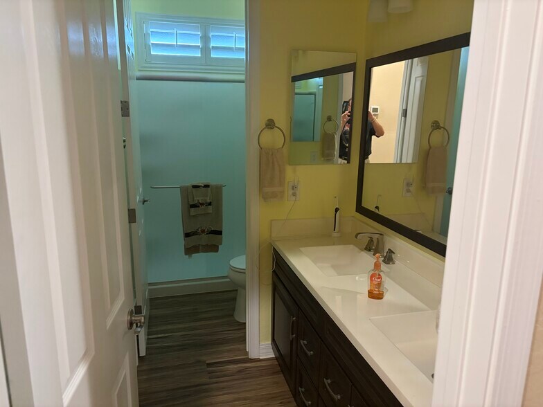 Building Photo - 22908 E Parkside Dr