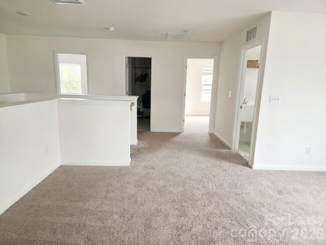 Building Photo - 1314 Harleston St