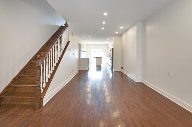 Building Photo - 4059 St Johns Way